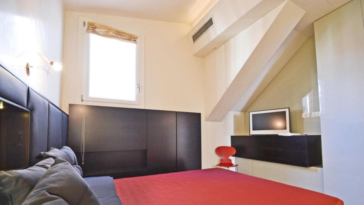 Ai Bareteri Luxury Canal View Venice Ngoại thất bức ảnh
